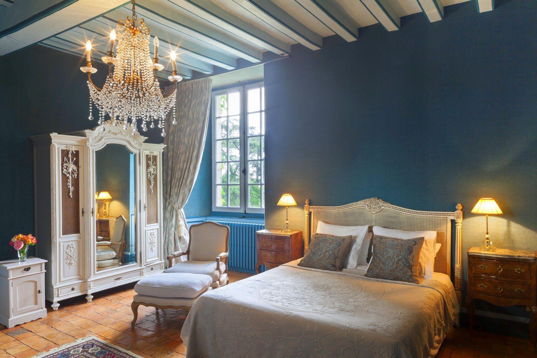 chateau-epinay-room-sleep-castle
